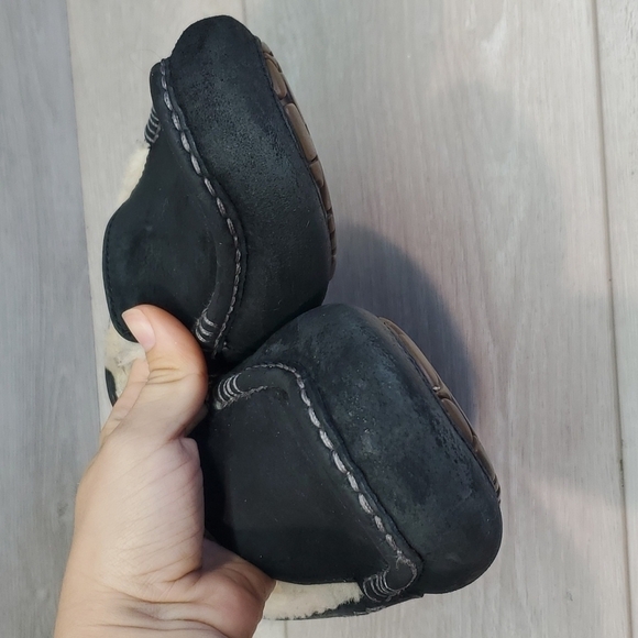 Ugg Australia Women Loafer Slip on Insulated lined moc shoes sz 7 - Picture 4 of 12
